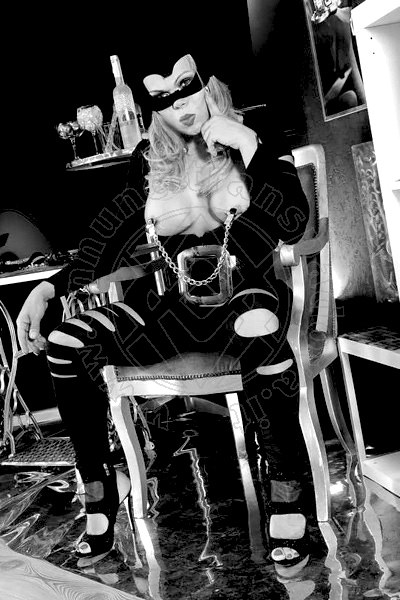 Foto Lady Ale Cavallona  Incontri Mistresstrans Legnano