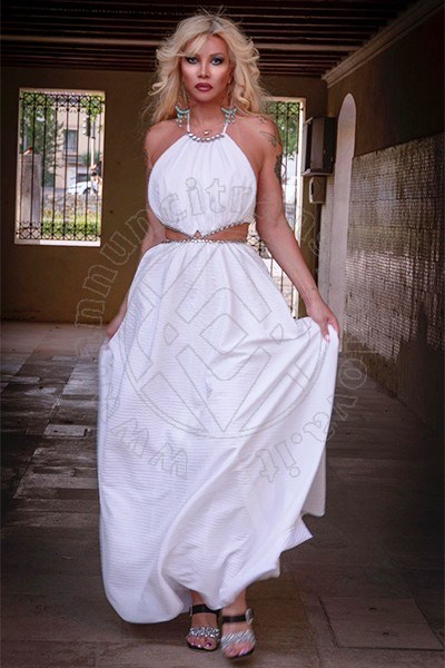 Foto Larissa Meneghel  Incontri Transescort Verona